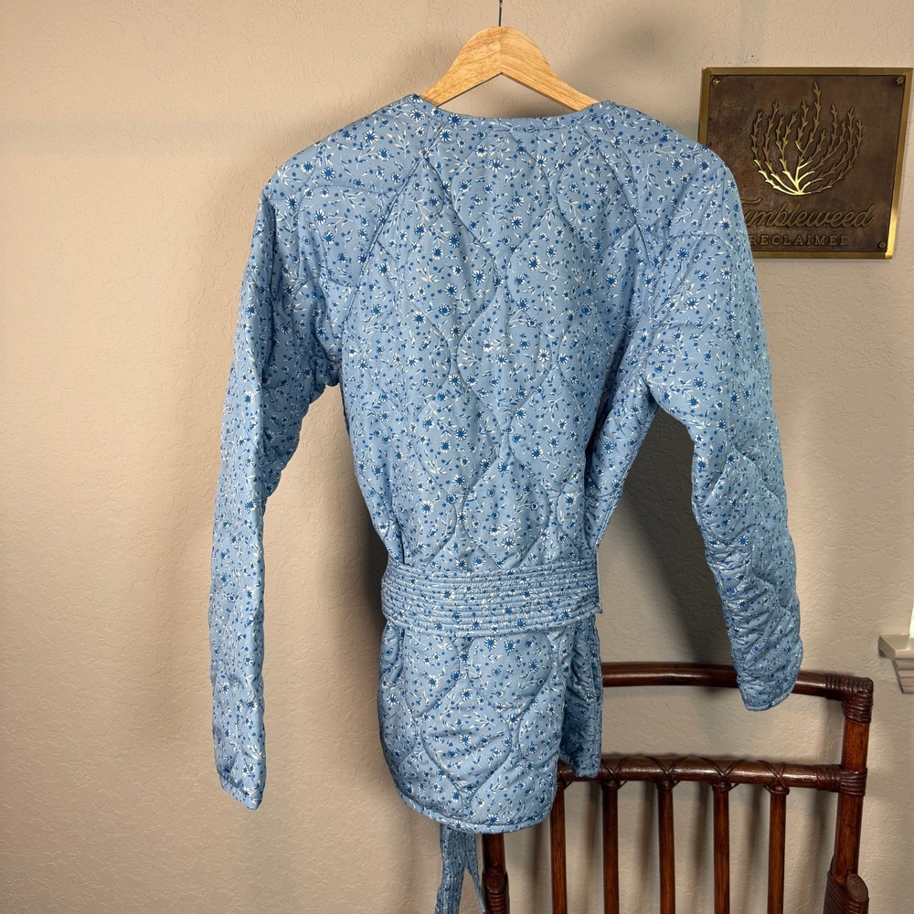 UNTUCKit For Her Womens Quilted Floral Belted Jacket Blue Medium Collarless - Picture 6 of 8